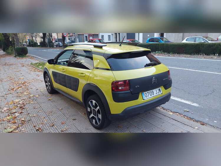 Citroen C4 Cactus diesel 100cv foto 3